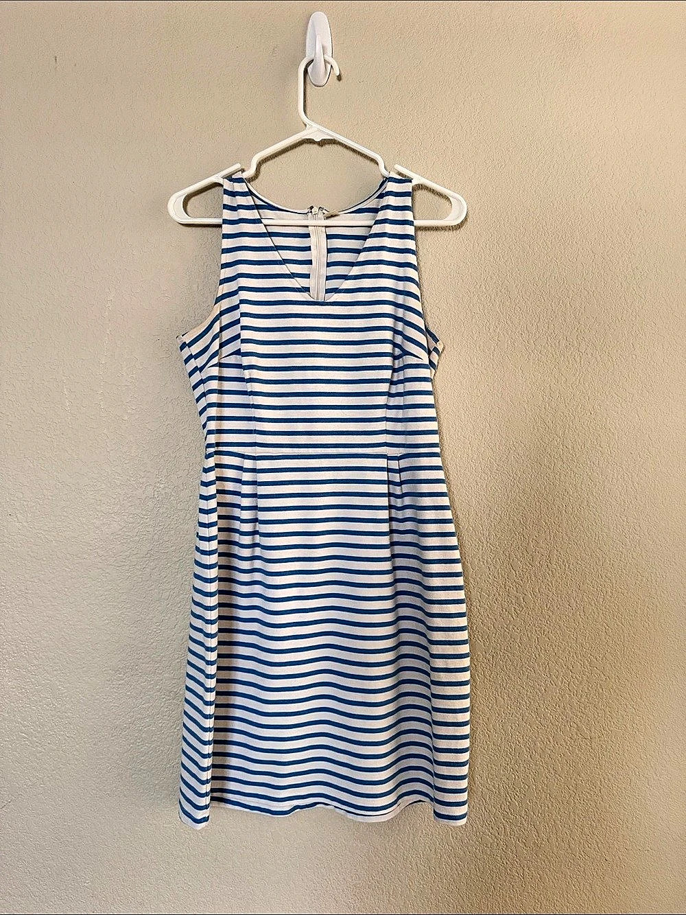 Old Navy Striped Mini Dress in Blue & White Size Medium